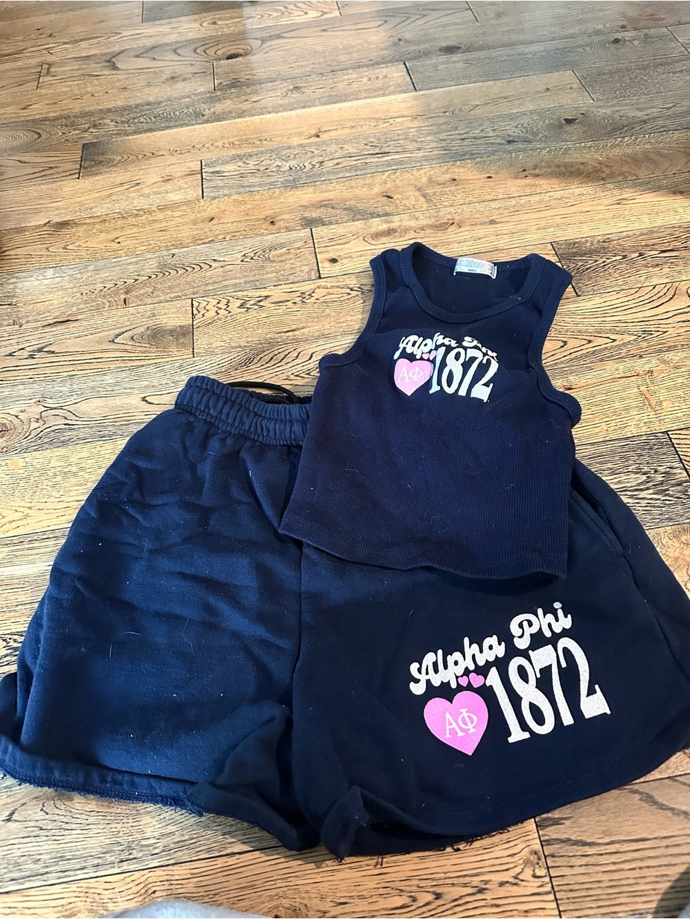 Hang loose Hut Alpha Phi 1872 Navy Tank and Shorts Set with Pink Heart